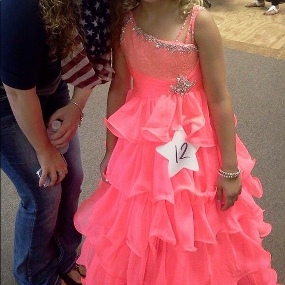 Mac Duggal Other - Girls Mac Duggal Pageant dress size 8